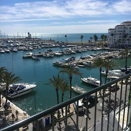 Duquesa Seaview Marina Apartment